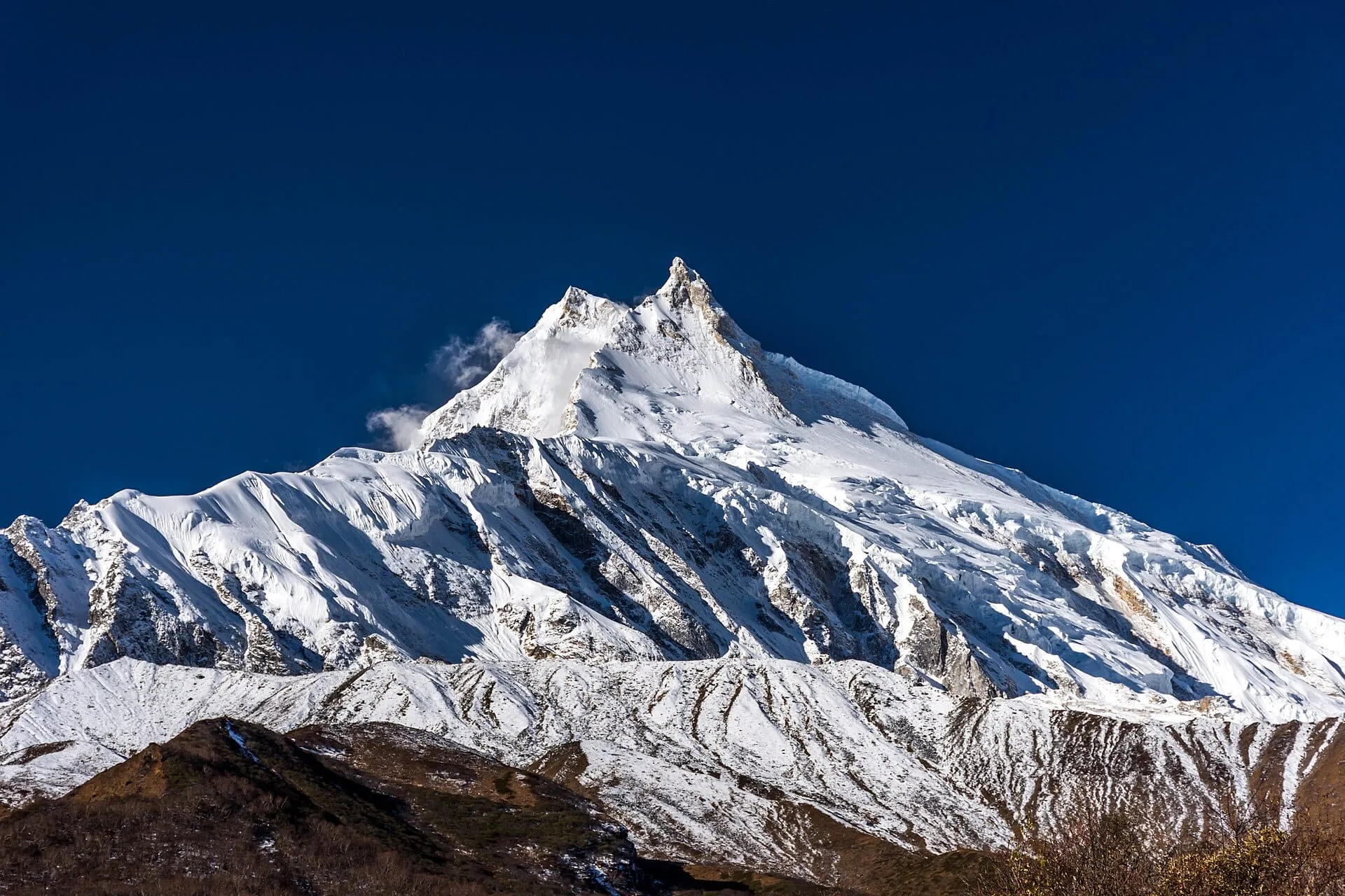 The snowy pyramid of Mount Manaslu